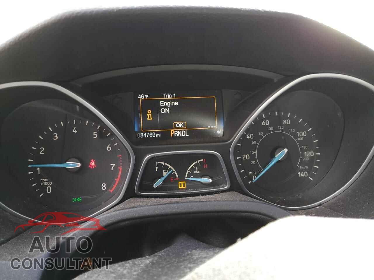 FORD FOCUS 2015 - 1FADP3F26FL270936