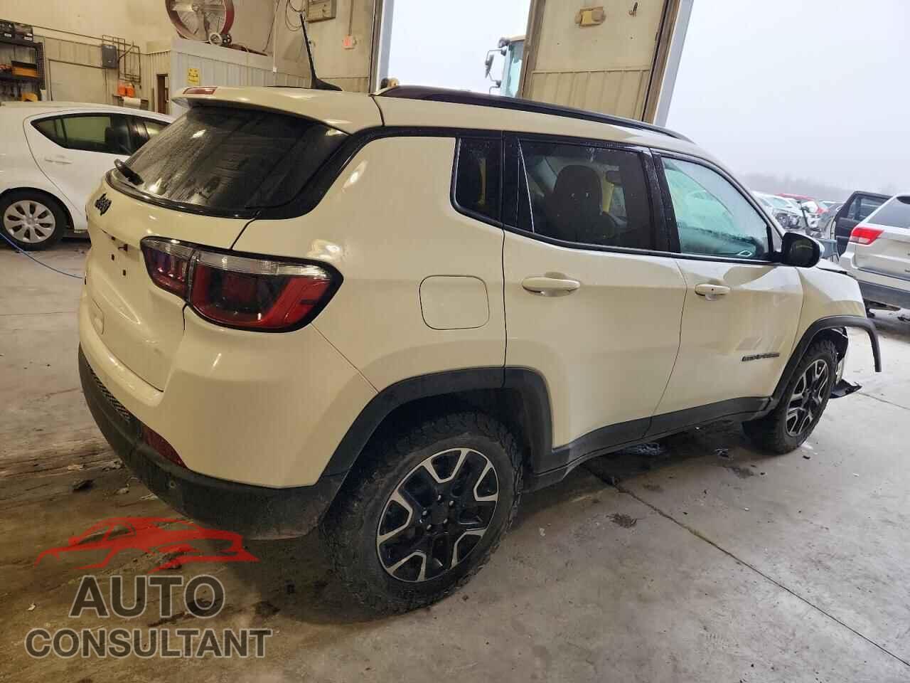 JEEP COMPASS 2019 - 3C4NJDAB7KT689499