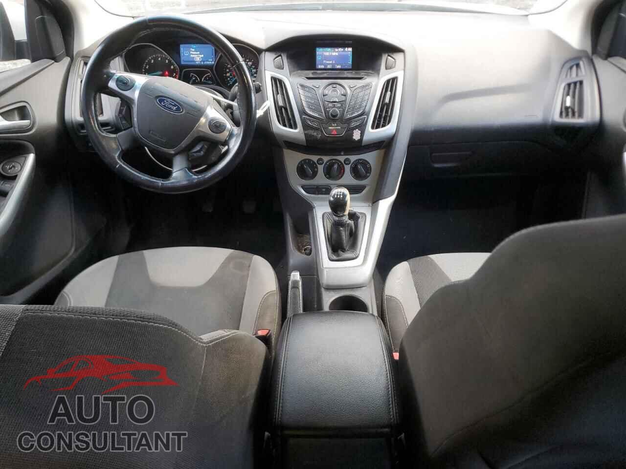 FORD FOCUS 2012 - 1FAHP3K23CL264823