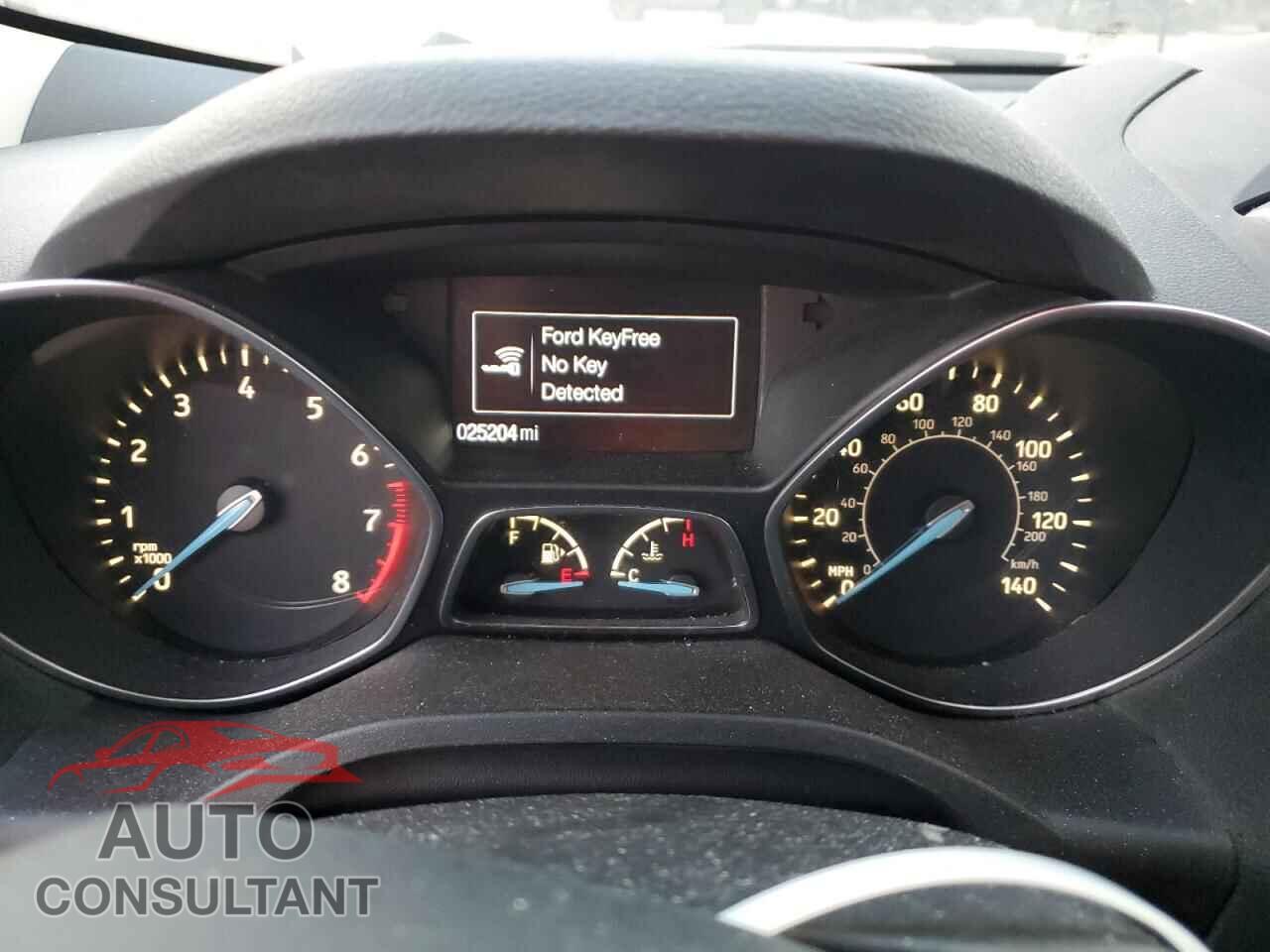 FORD ESCAPE 2017 - 1FMCU9JD6HUC17074