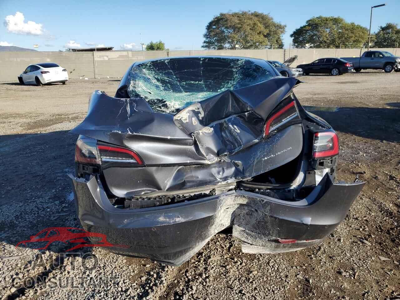 TESLA MODEL 3 2022 - 5YJ3E1EB4NF251675