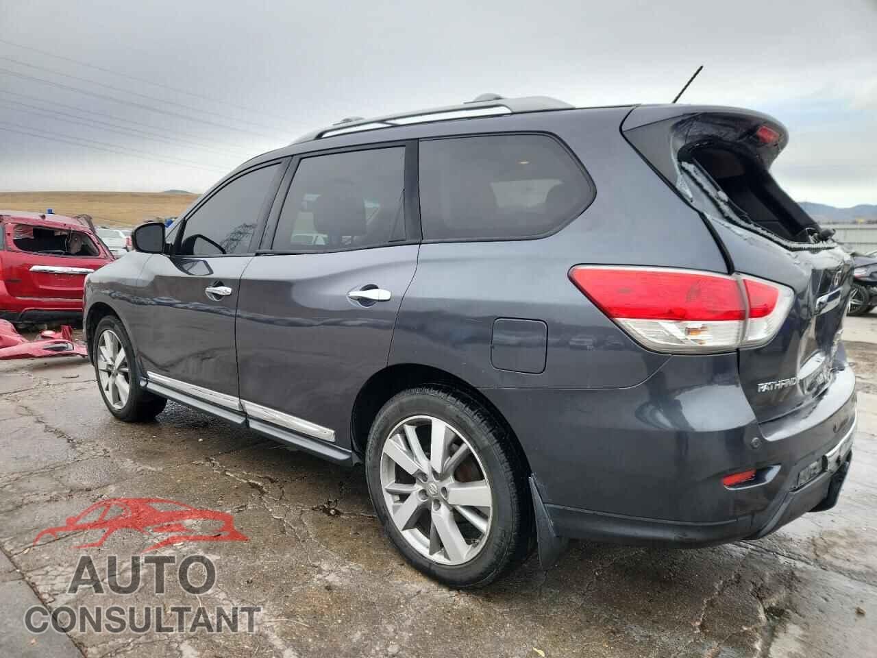 NISSAN PATHFINDER 2013 - 5N1AR2MM2DC631450