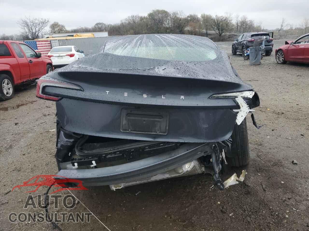 TESLA MODEL 3 2024 - 5YJ3E1EA7RF835713