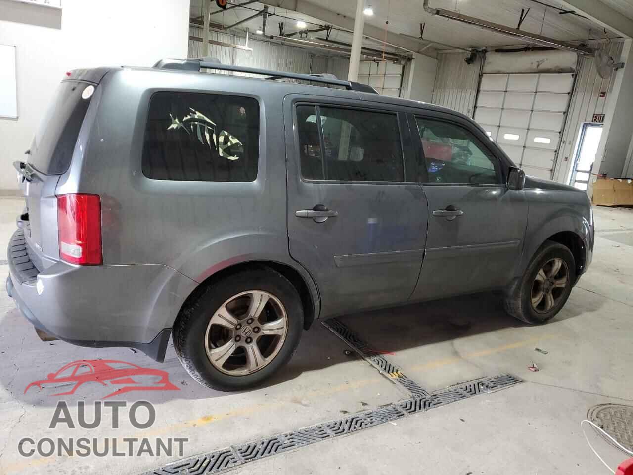 HONDA PILOT 2012 - 5FNYF4H50CB035183