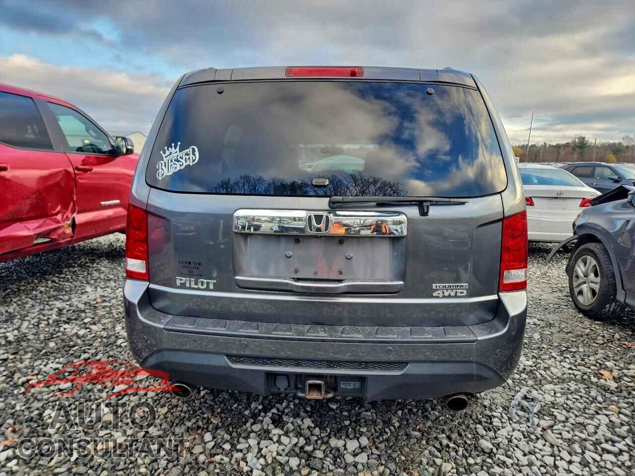 HONDA PILOT 2012 - 5FNYF4H95CB009911