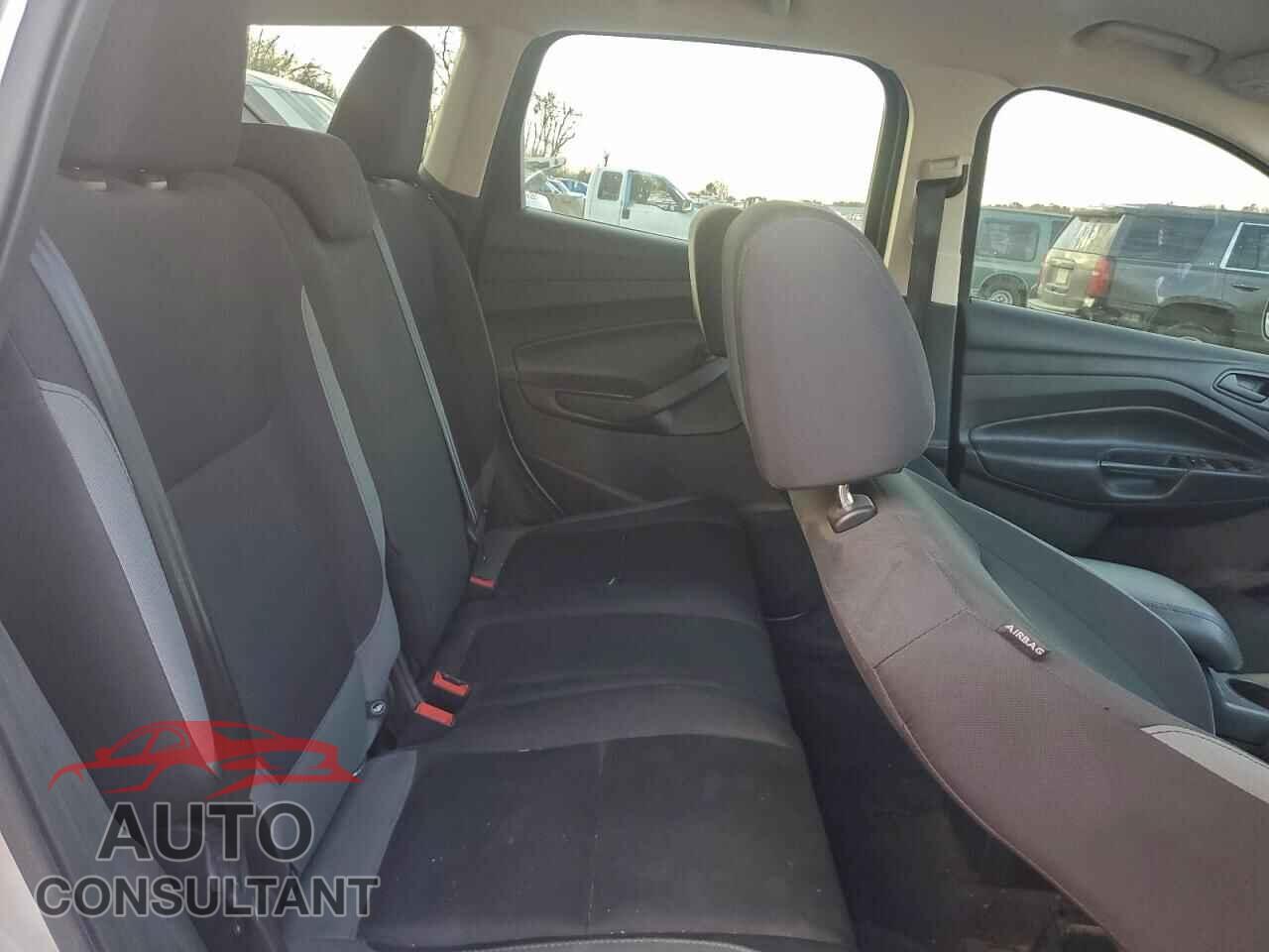 FORD ESCAPE 2015 - 1FMCU0F72FUC42663
