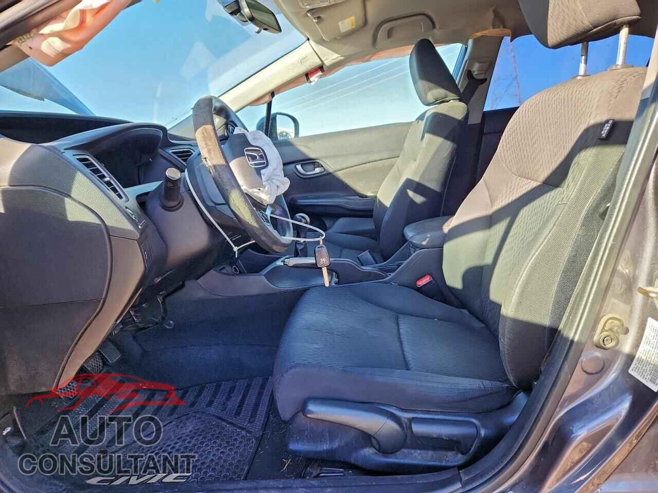 HONDA CIVIC 2015 - 19XFB2E50FE012038