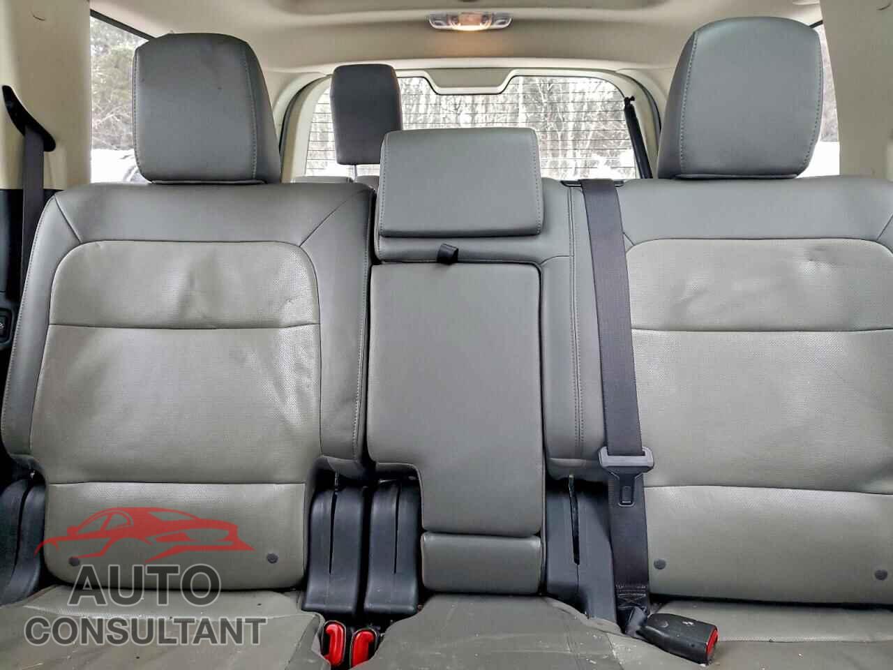 FORD FLEX 2017 - 2FMHK6D80HBA08539