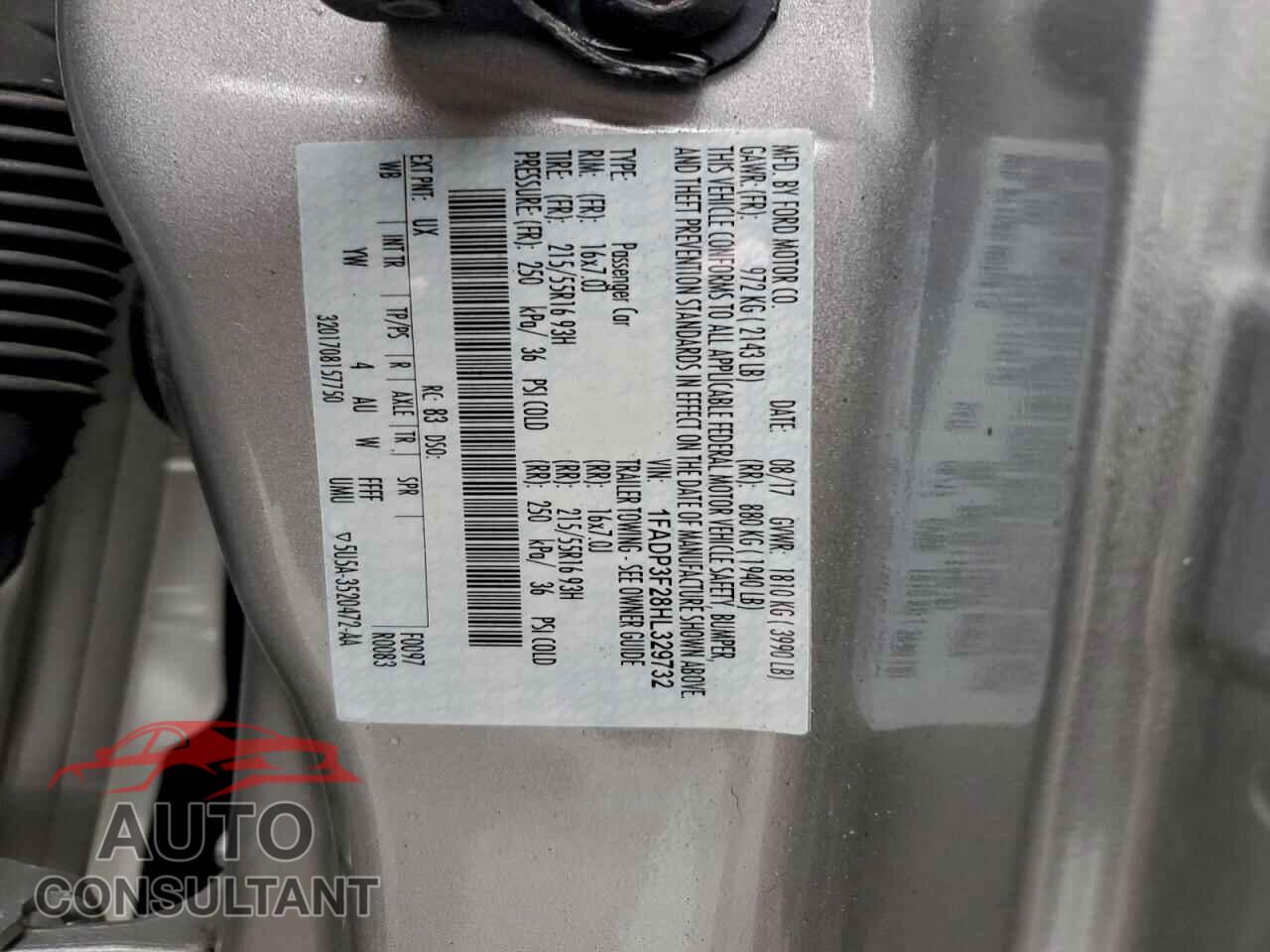 FORD FOCUS 2017 - 1FADP3F28HL329732