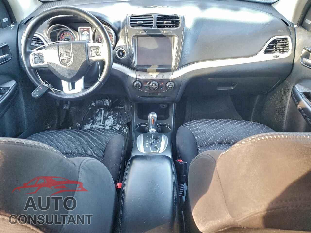 DODGE JOURNEY 2015 - 3C4PDCCG2FT685790