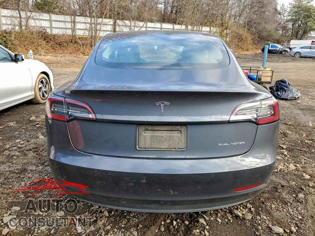 TESLA MODEL 3 2022 - 5YJ3E1EB4NF290542