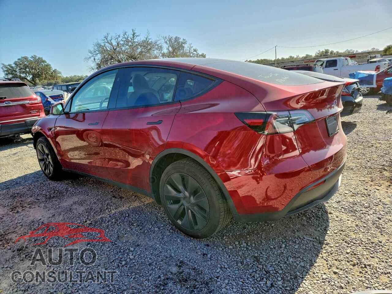 TESLA MODEL Y 2024 - 7SAYGDED4RF152267