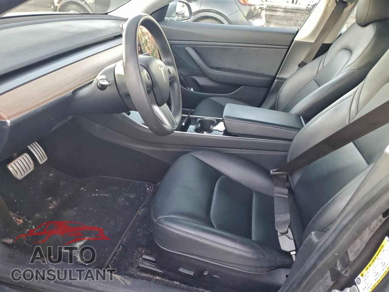TESLA MODEL 3 2020 - 5YJ3E1EC0LF796228