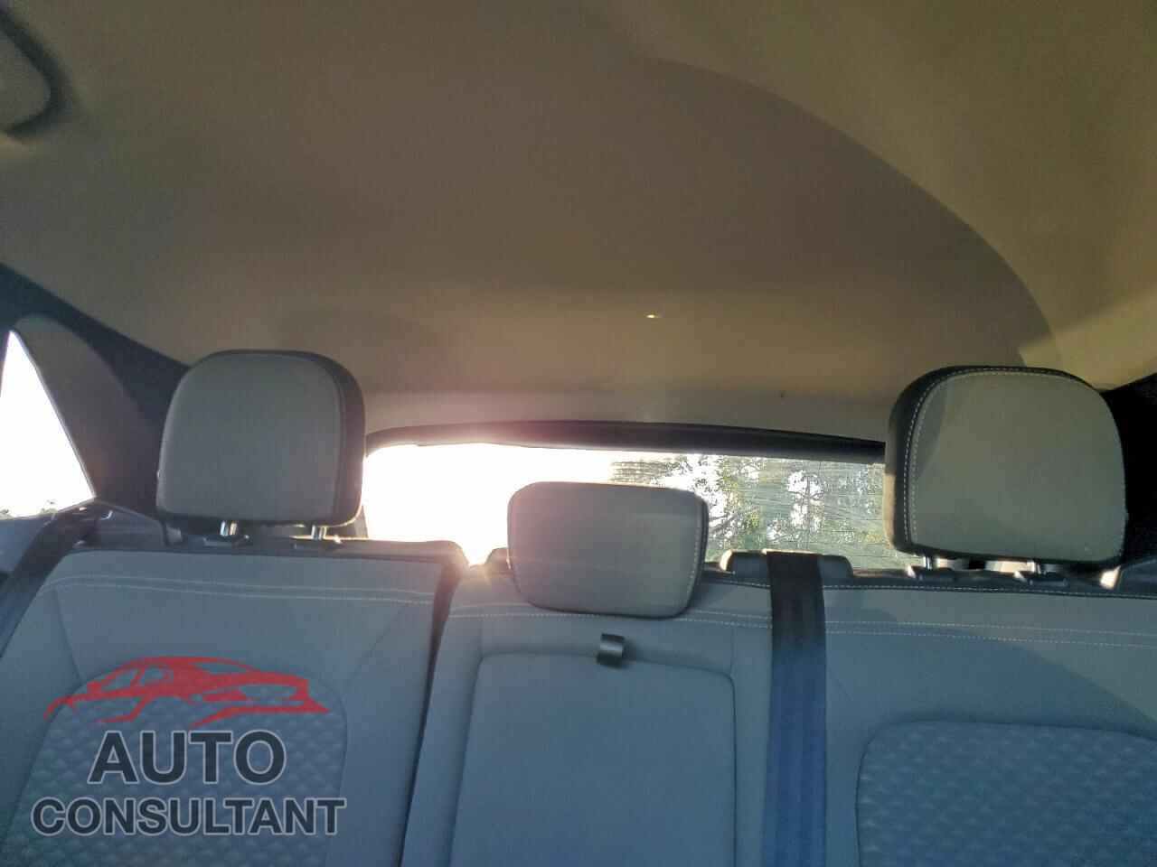 FORD ESCAPE 2020 - 1FMCU0G6XLUA68648