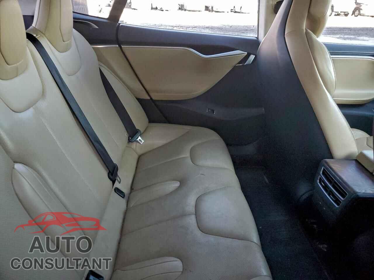 TESLA MODEL S 2016 - 5YJSA1E41GF168149