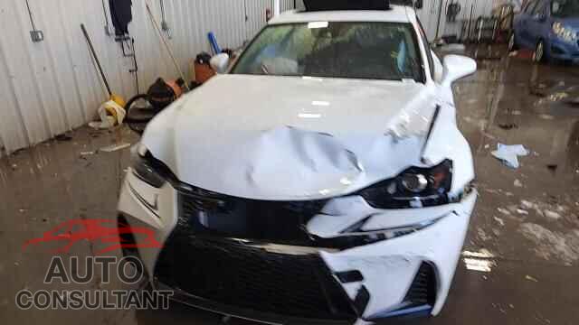 LEXUS IS 2017 - JTHCM1D2XH5015976
