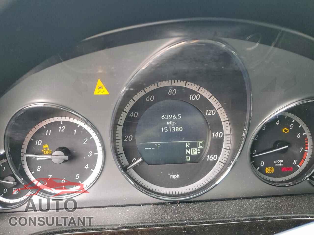 MERCEDES-BENZ E-CLASS 2010 - WDDHF8HB4AA061486