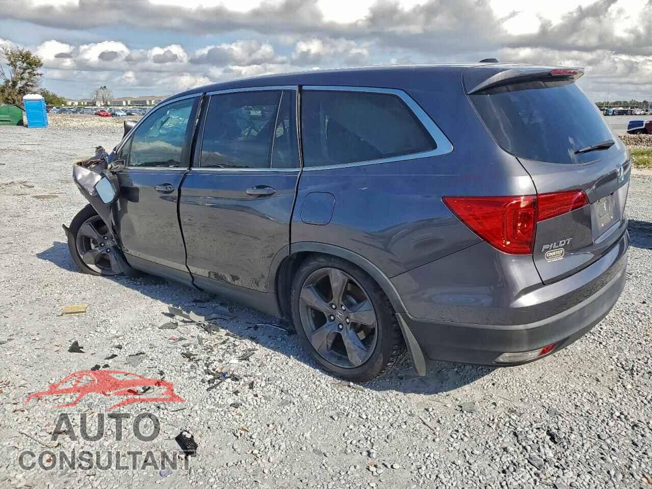 HONDA PILOT 2017 - 5FNYF5H55HB020708