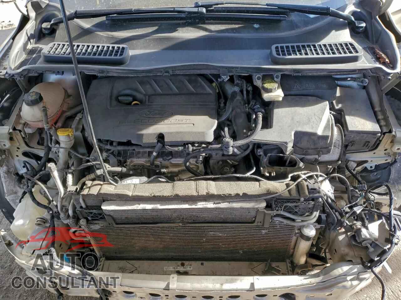 FORD ESCAPE 2017 - 1FMCU0JD6HUB42226