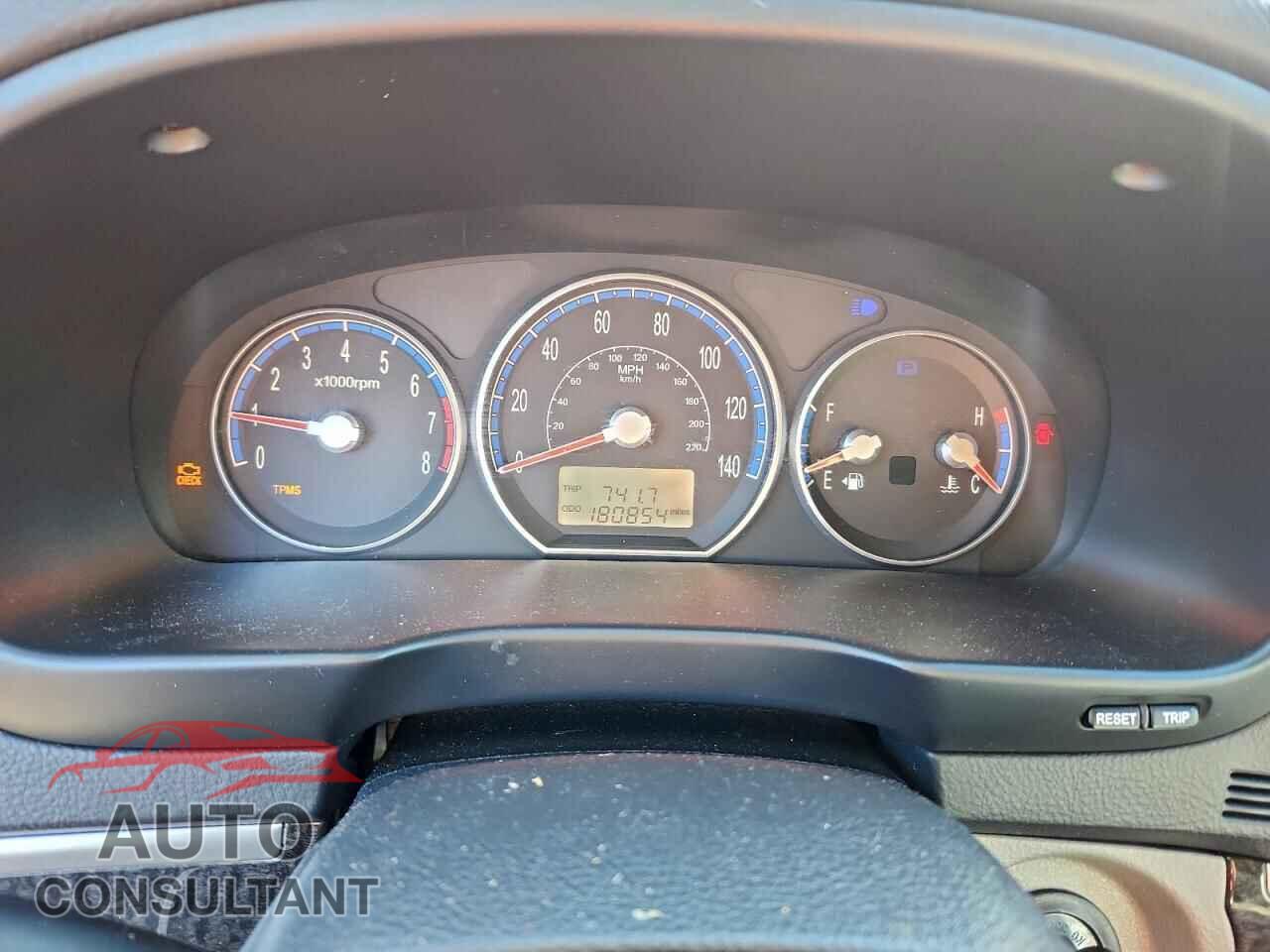 HYUNDAI SANTA FE 2009 - 5NMSG73D49H241360