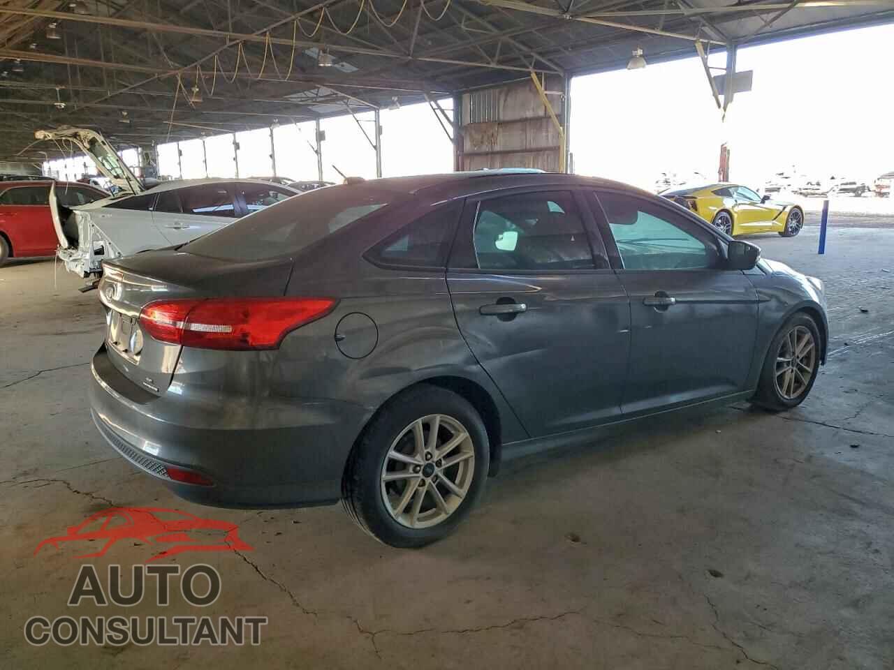 FORD FOCUS 2015 - 1FADP3F21FL294402