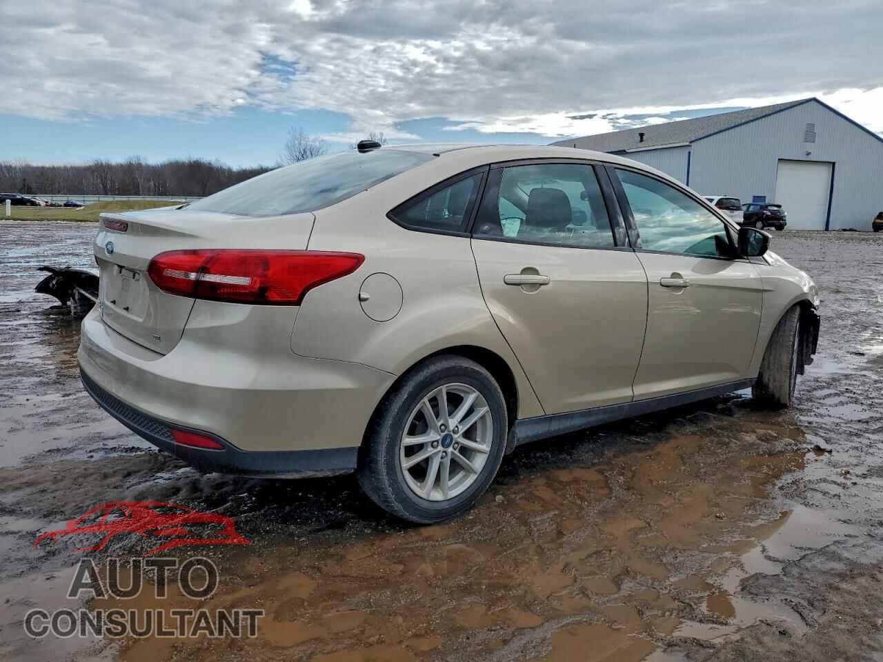 FORD FOCUS 2018 - 1FADP3F26JL257614