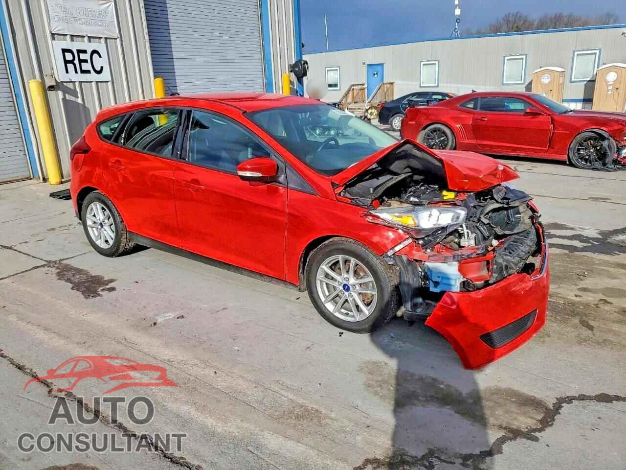 FORD FOCUS 2016 - 1FADP3K20GL401303