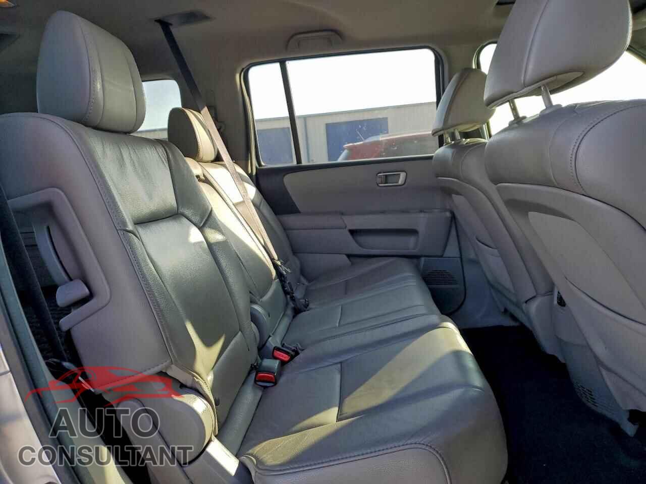 HONDA PILOT 2013 - 5FNYF3H59DB014005
