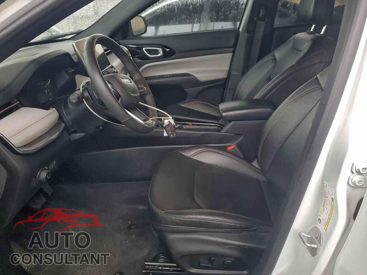 JEEP COMPASS 2024 - 3C4NJDCN9RT610710