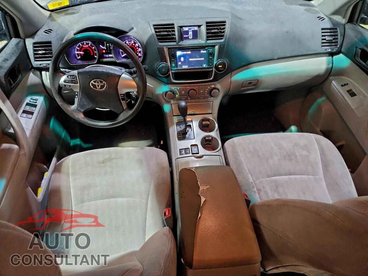 TOYOTA HIGHLANDER 2013 - 5TDBK3EH8DS266792