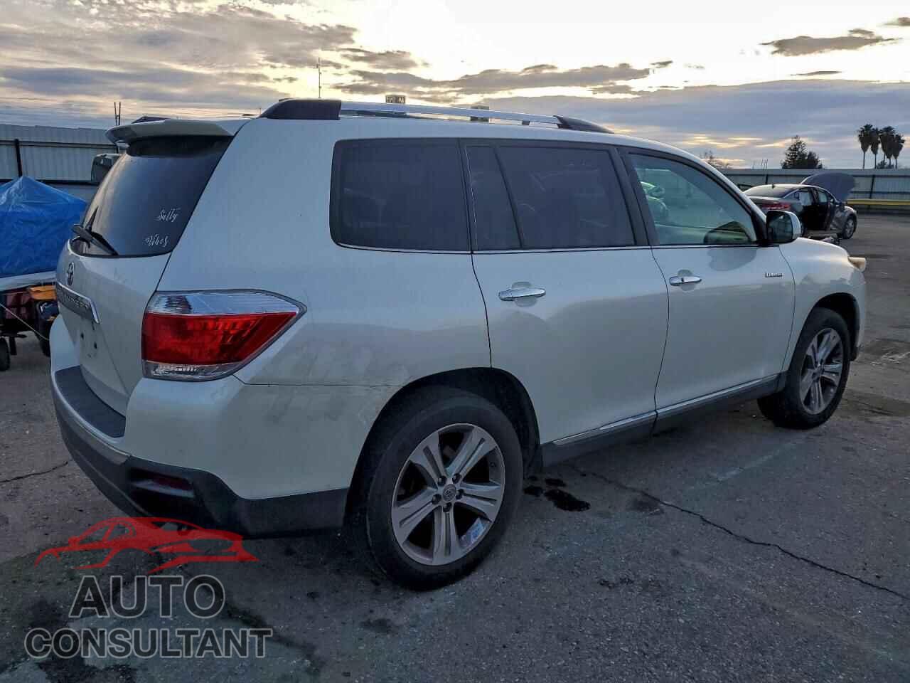 TOYOTA HIGHLANDER 2011 - 5TDYK3EH3BS040683
