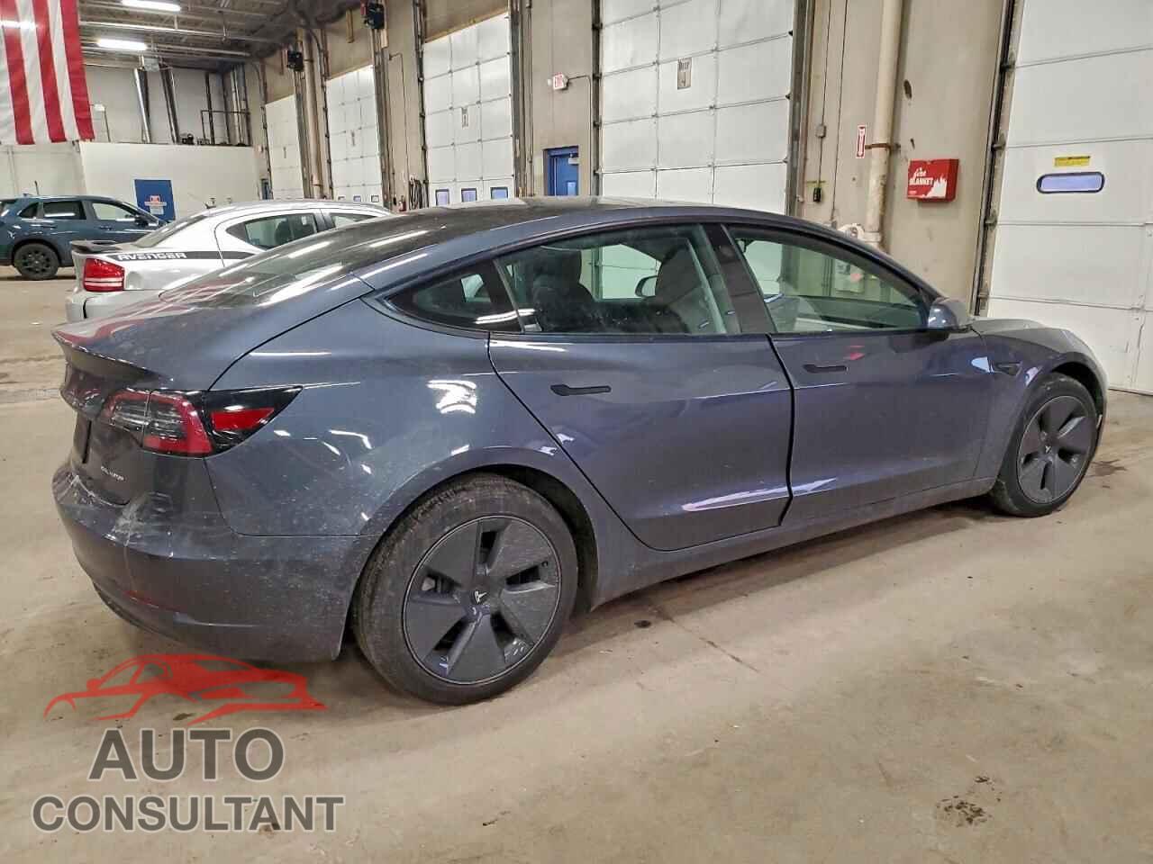 TESLA MODEL 3 2021 - 5YJ3E1EB3MF874669