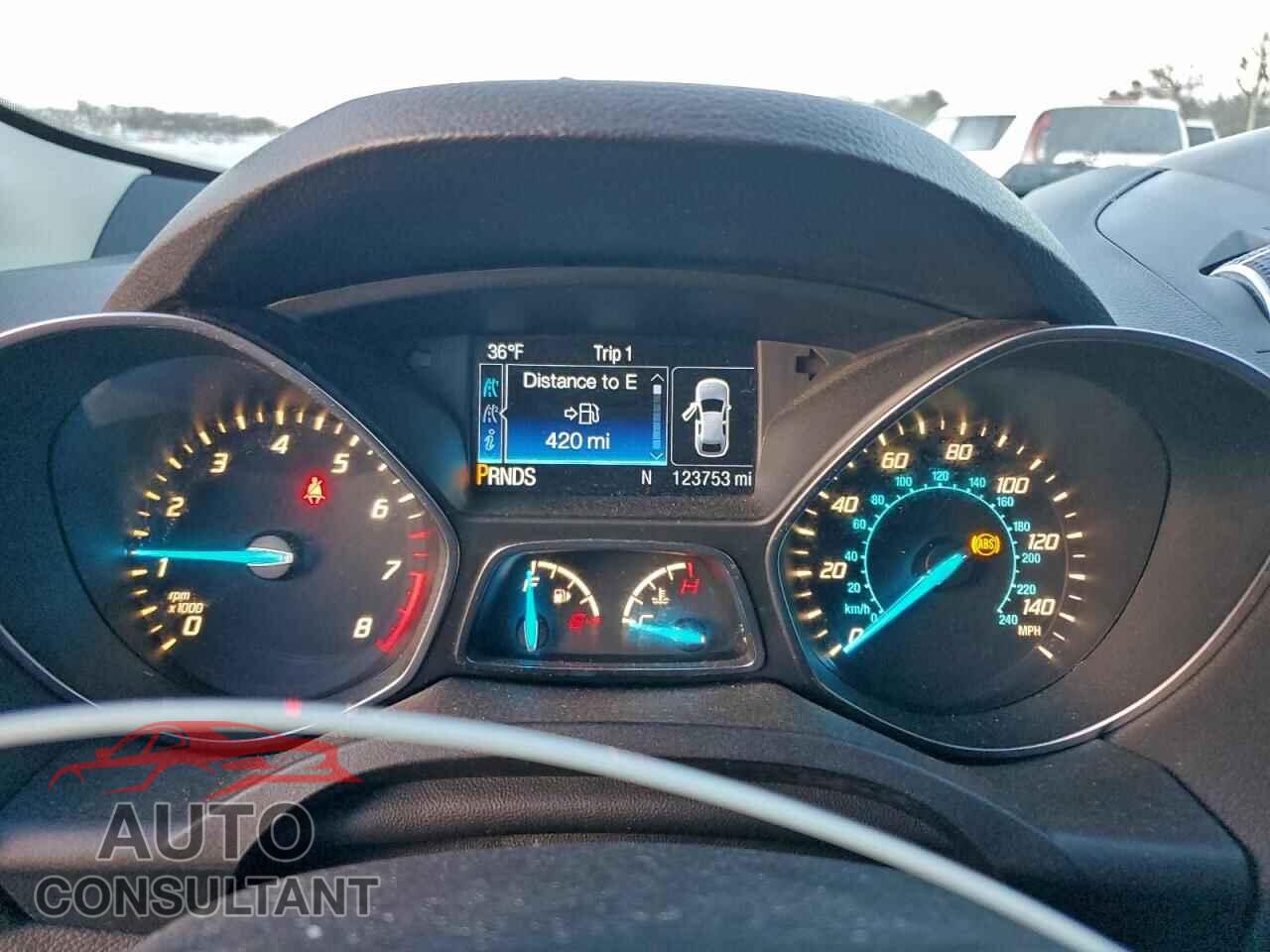 FORD ESCAPE 2014 - 1FMCU0GXXEUE12118