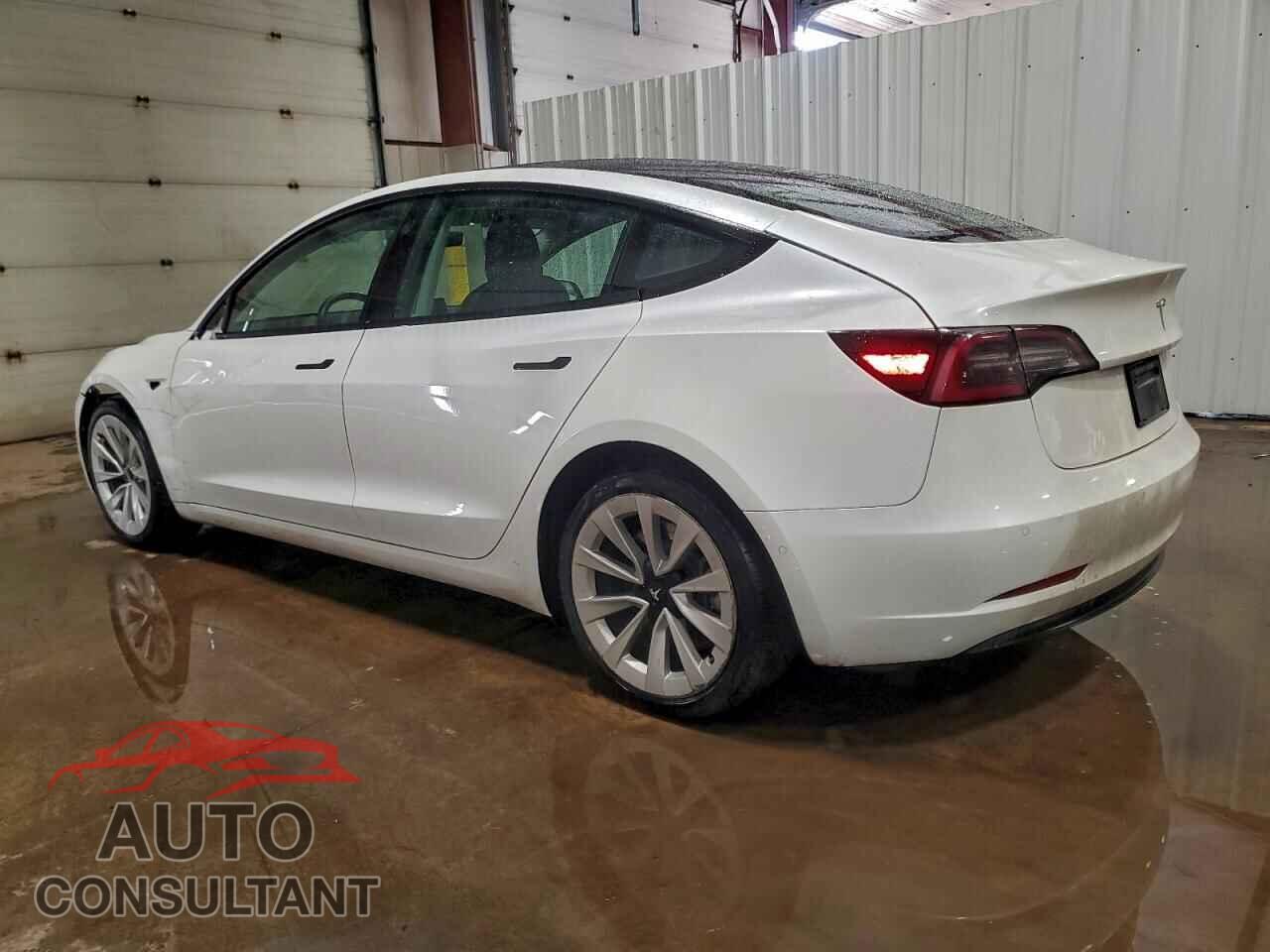 TESLA MODEL 3 2022 - 5YJ3E1EA3NF289177