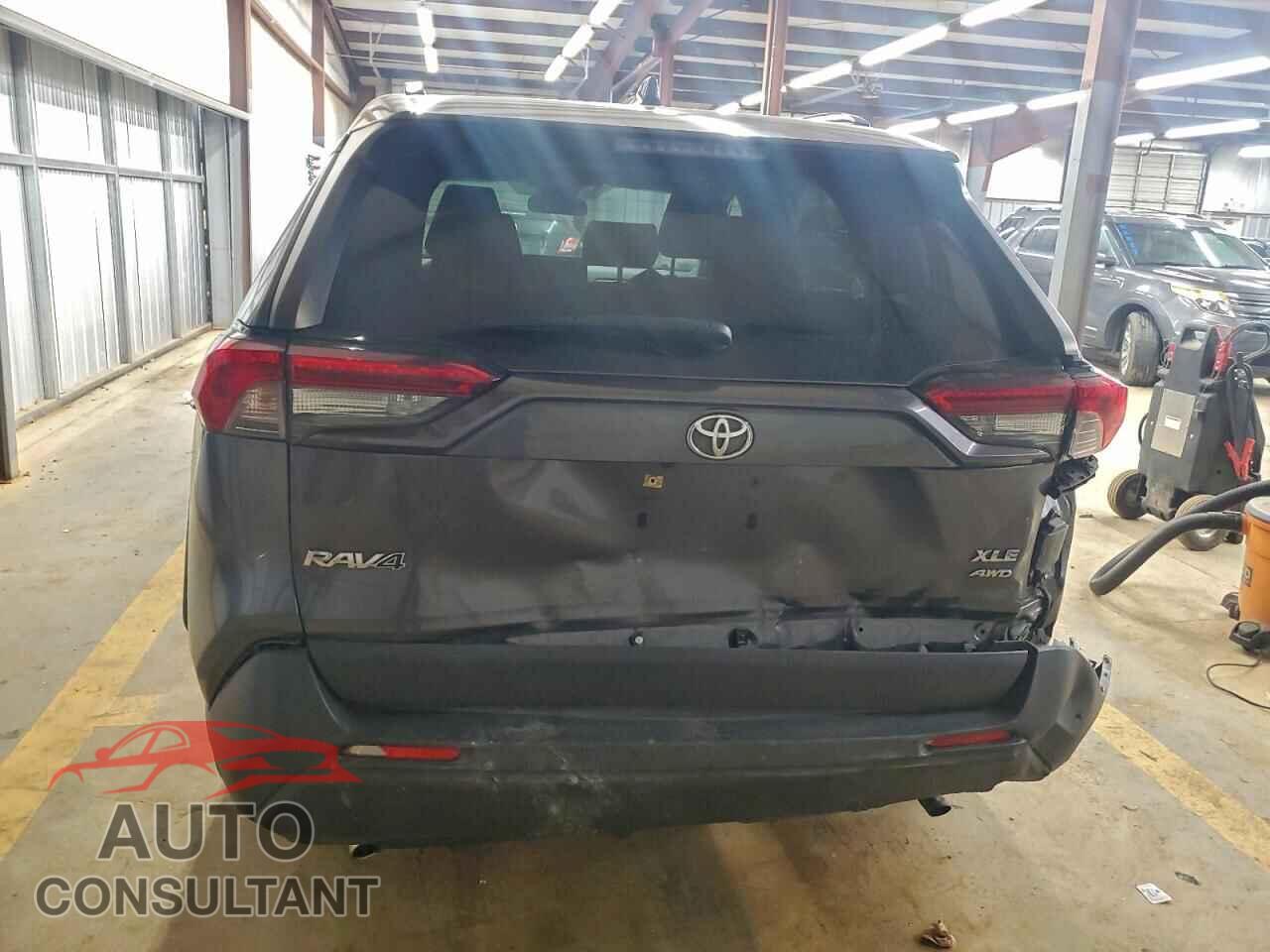 TOYOTA RAV4 2019 - JTMP1RFV9KD039152