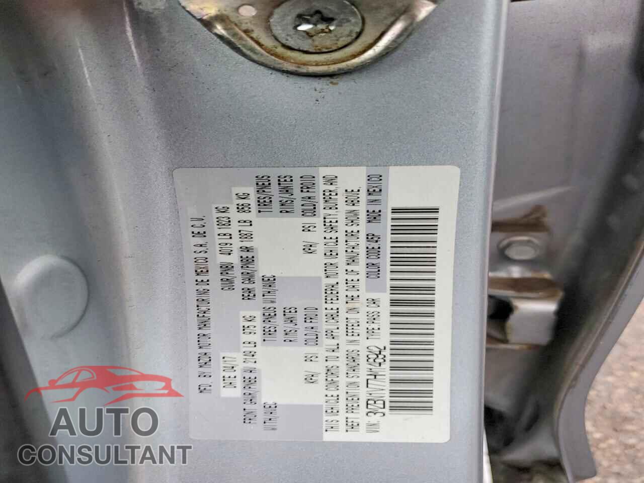 MAZDA 3 2017 - 3MZBN1V77HM146942