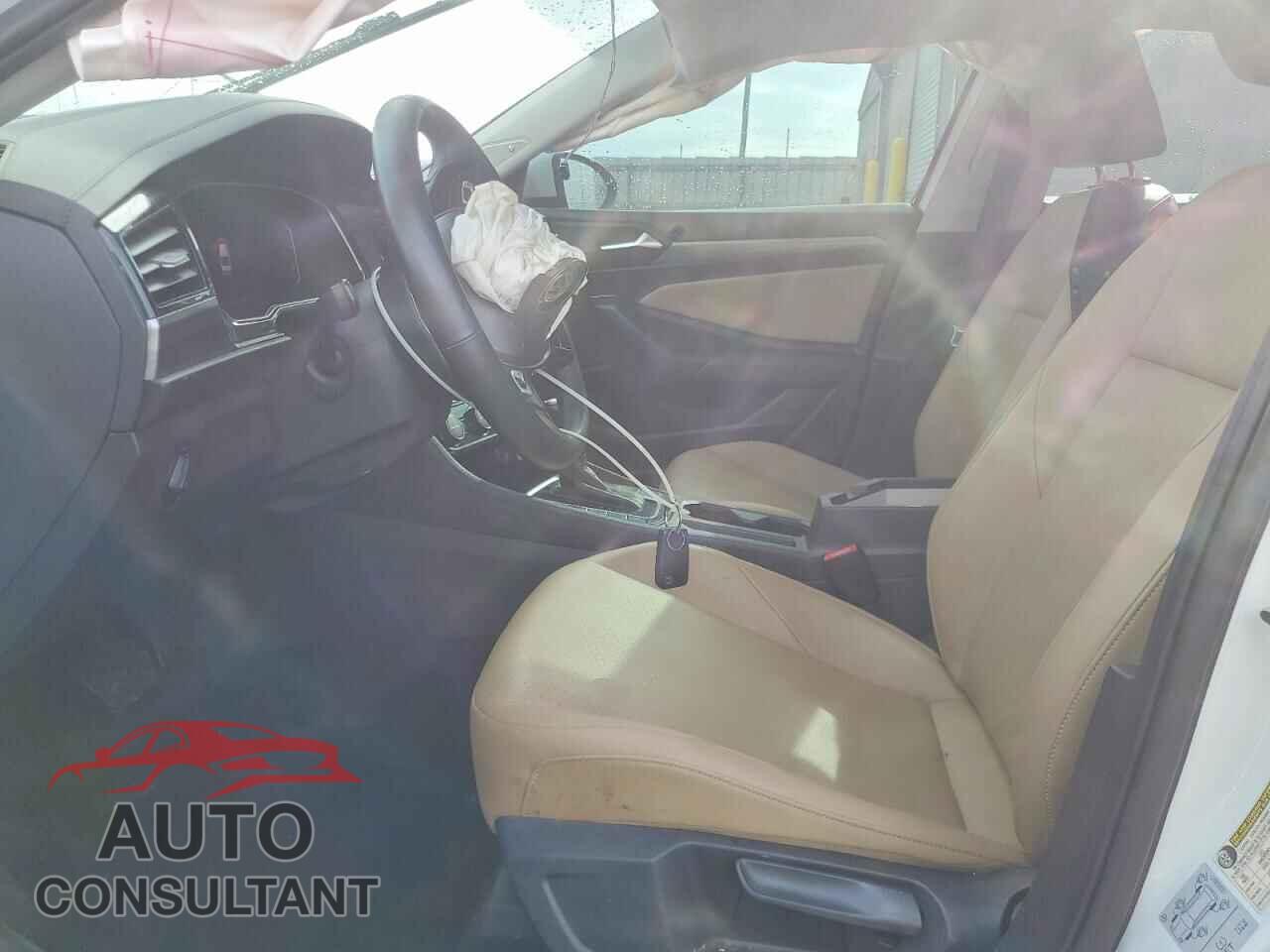 VOLKSWAGEN JETTA 2020 - 3VWEB7BU1LM012360