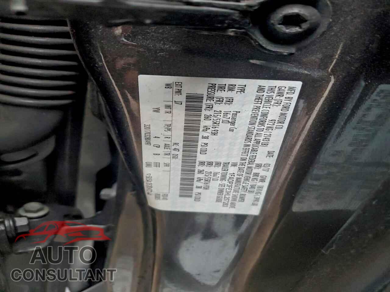 FORD FOCUS 2017 - 1FADP3FE3HL257283