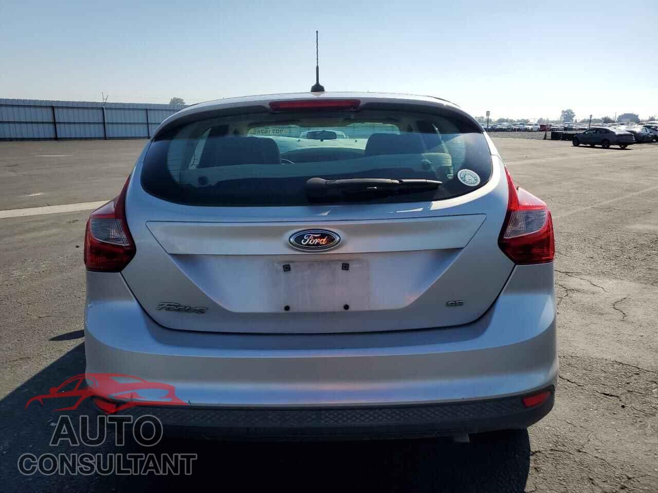 FORD FOCUS 2014 - 1FADP3K25EL321671