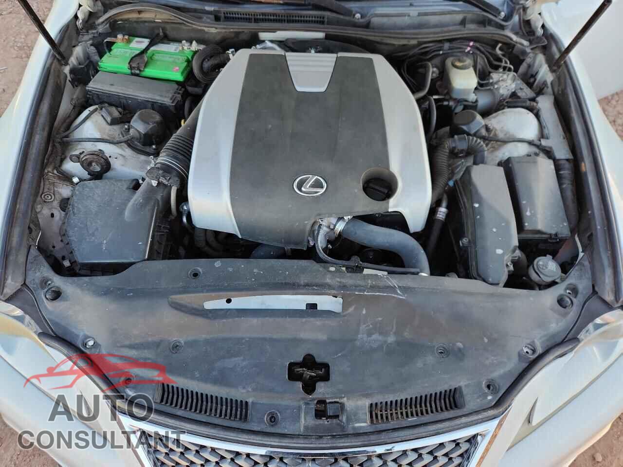 LEXUS IS 2014 - JTHBE1D25E5013203