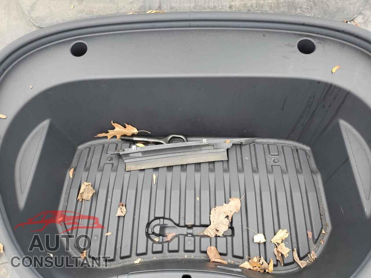 TESLA MODEL 3 2022 - 5YJ3E1EB2NF258723
