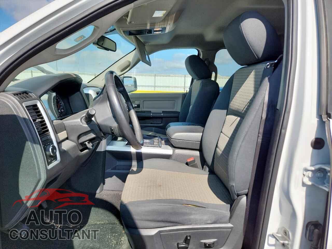 DODGE RAM 1500 2012 - 1C6RD6LTXCS280918