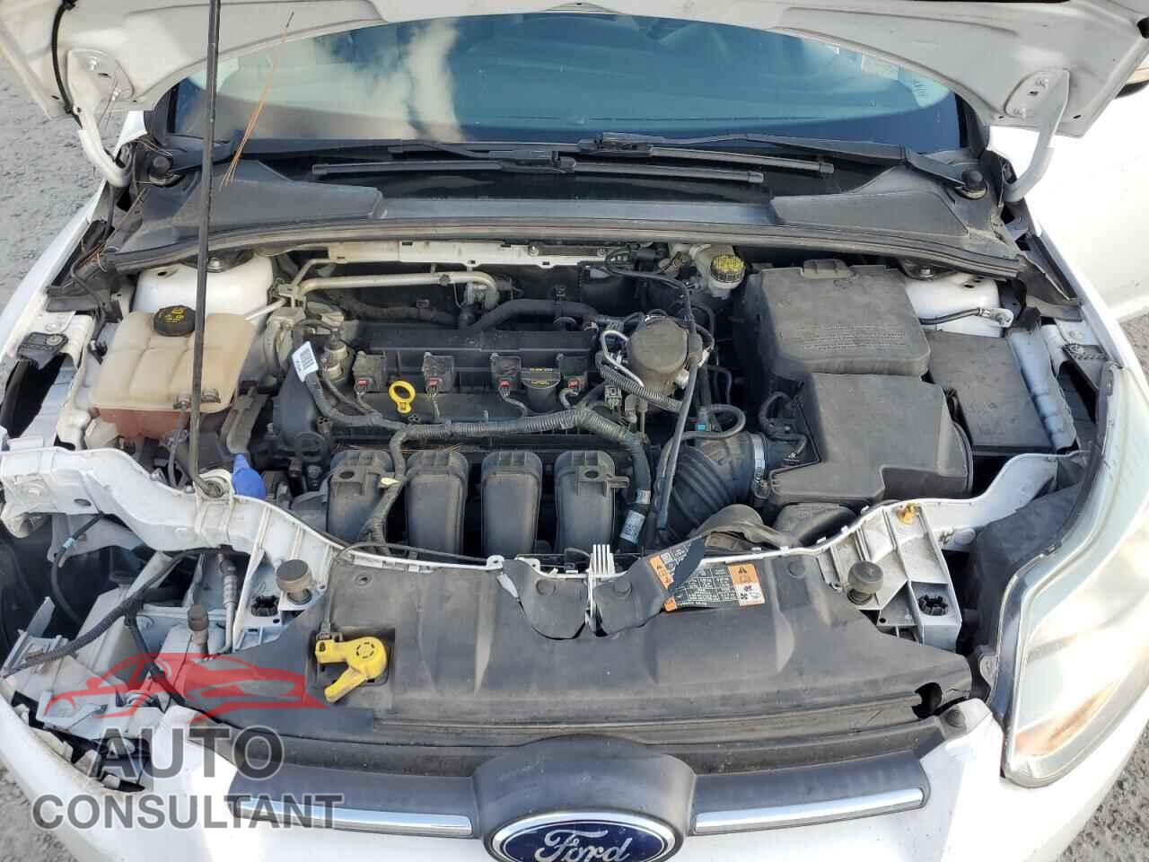 FORD FOCUS 2014 - 1FADP3F21EL324402