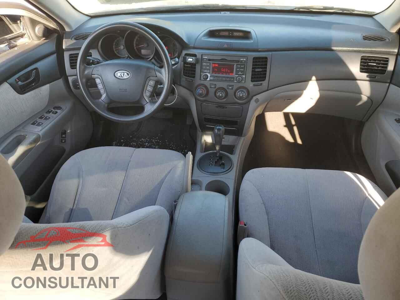 KIA OPTIMA 2010 - KNAGG4A87A5382602