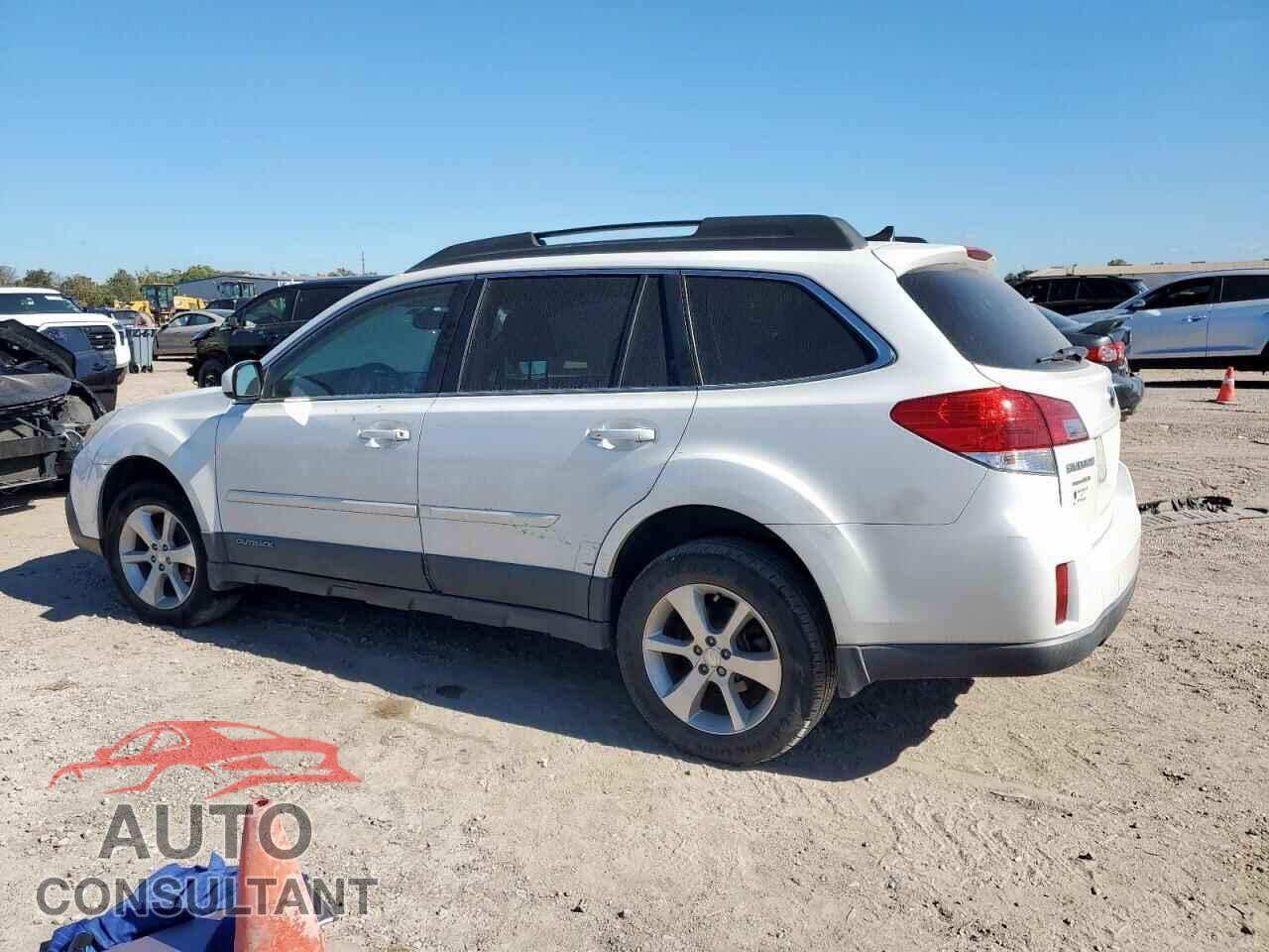 SUBARU OUTBACK 2013 - 4S4BRBKC3D3321385