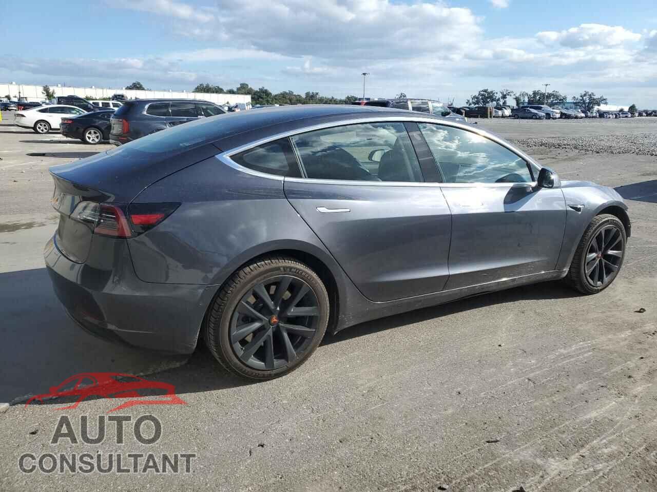 TESLA MODEL 3 2018 - 5YJ3E1EA5JF045413