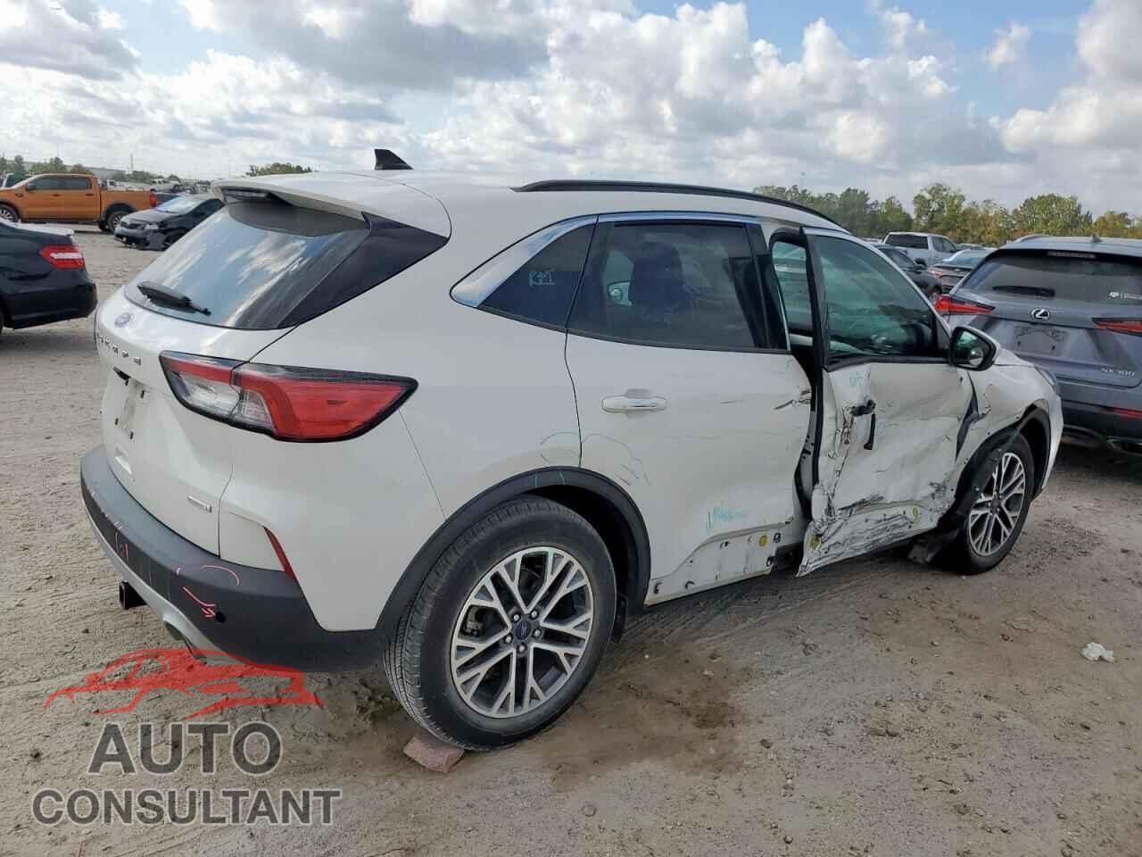 FORD ESCAPE 2020 - 1FMCU0H65LUA31909