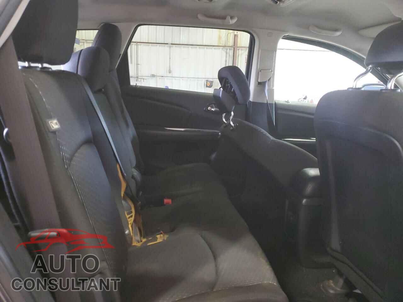 DODGE JOURNEY 2015 - 3C4PDDBG2FT740696