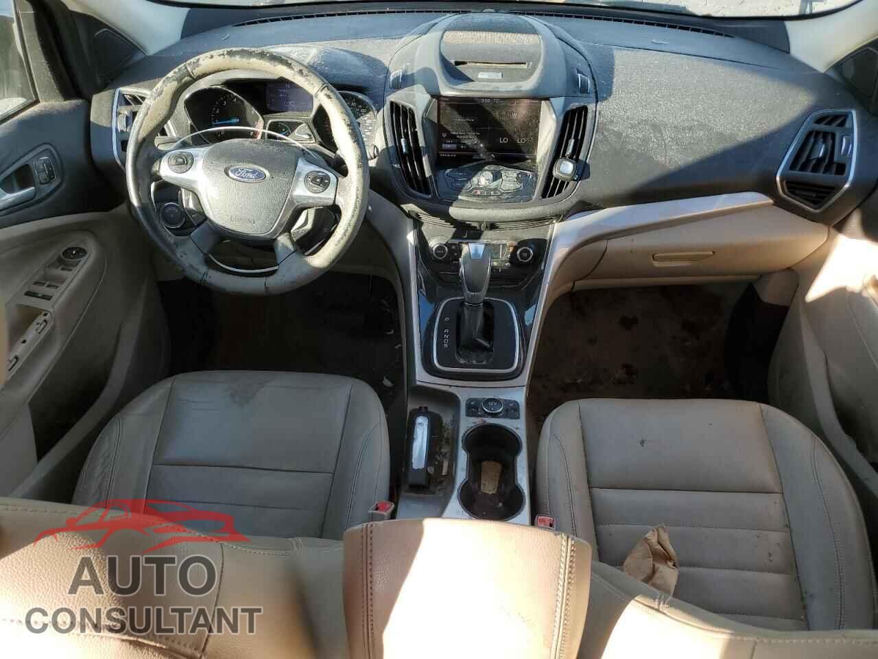 FORD ESCAPE 2013 - 1FMCU9H93DUB35749