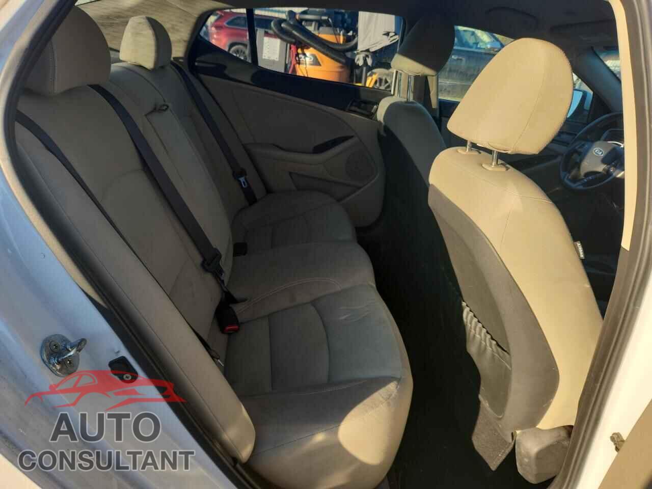 KIA OPTIMA 2012 - KNAGM4A76C5297785